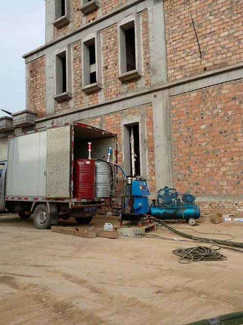 外牆保溫一般用甚麼材料好? 聚氨酯好不好(圖1) 新建築外牆保溫施工