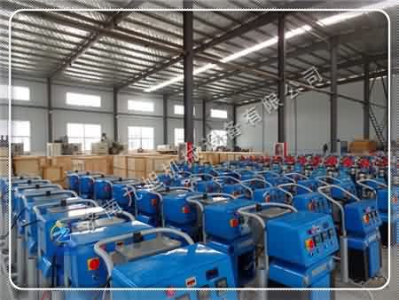 聚氨酯發泡機是怎樣製成的呢(圖1) 聚氨酯發泡機是怎樣製成的呢