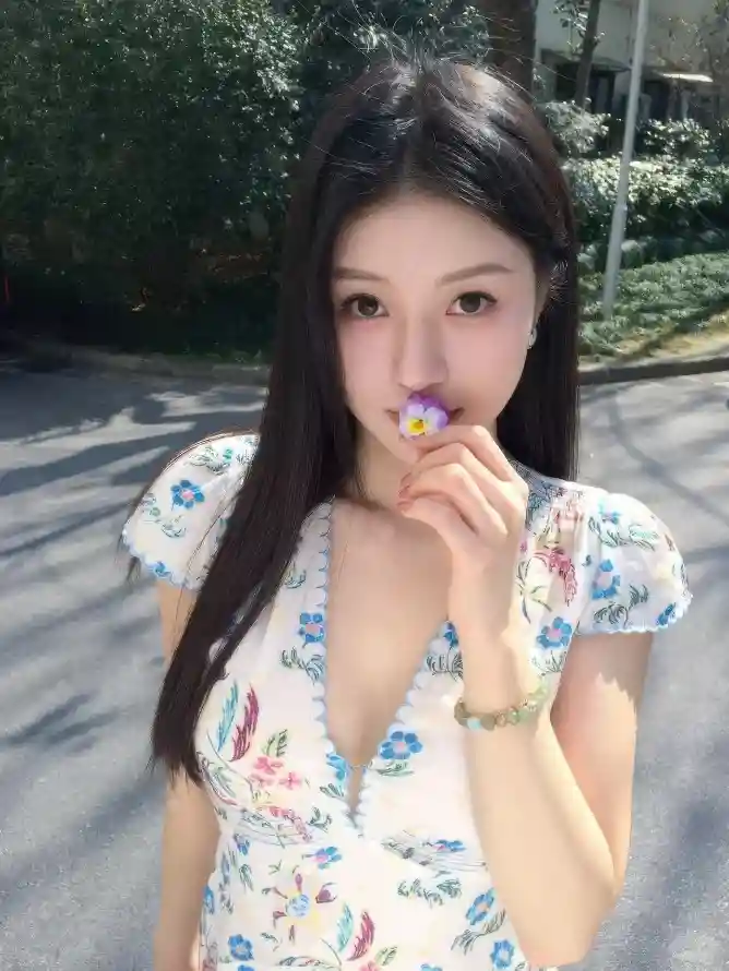 巨爆乳寡妇中文无码_亚洲国产精品每日更新_国产黄频在线观看免费